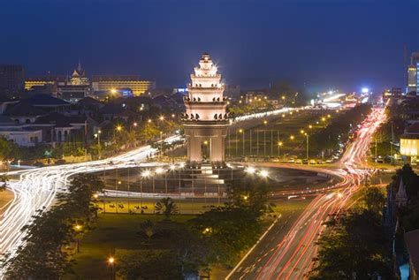 Phnom Penh to Sihanoukville by bus, train, van, flight, taxi from .